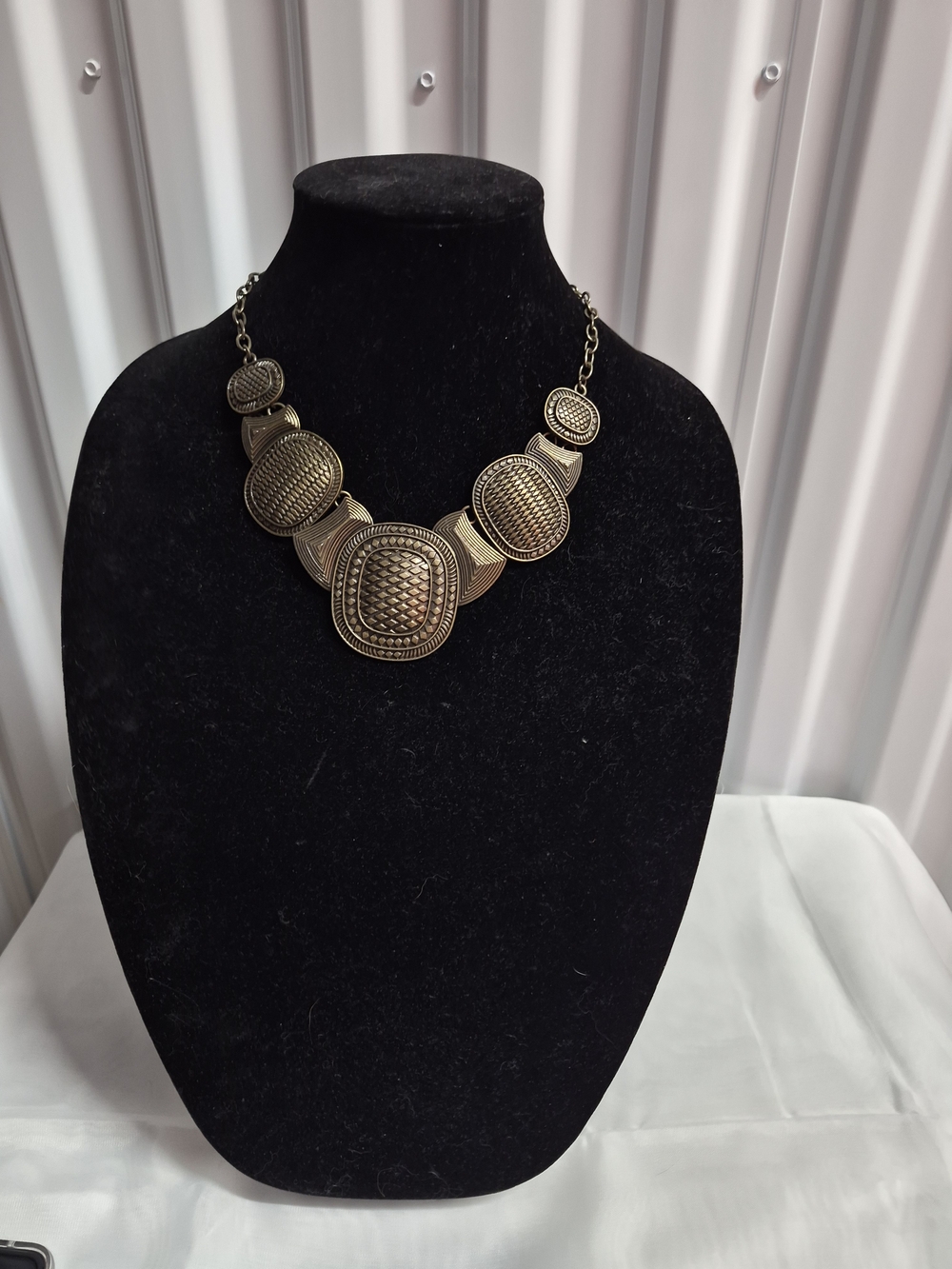 Vintage chunky metal necklace